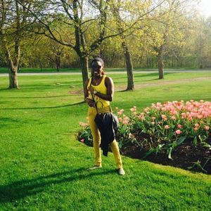 Meet your Posher, Ndéye